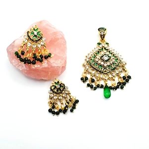 3 PC set Indian bohemian wedding kundan gold emerald jadau earrings necklace set